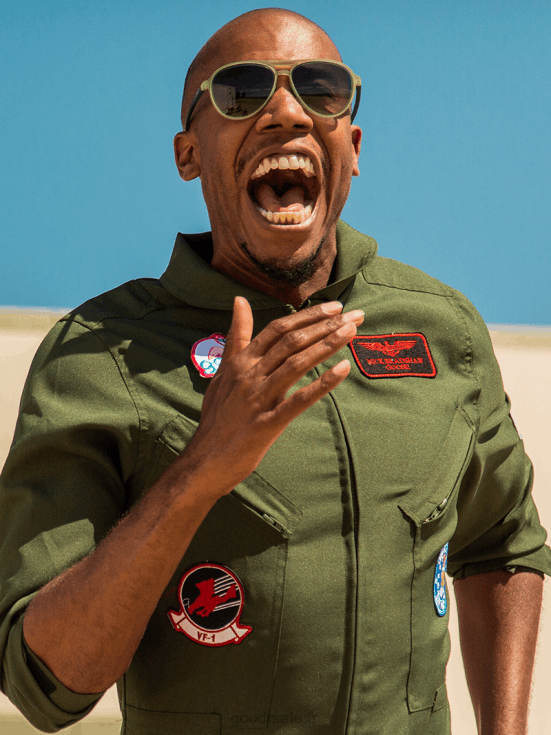 Goodr T6H2X114 bourdonnait sur la tour